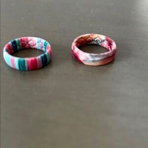 Set of Two Multicolor Patterned Silicone Rings